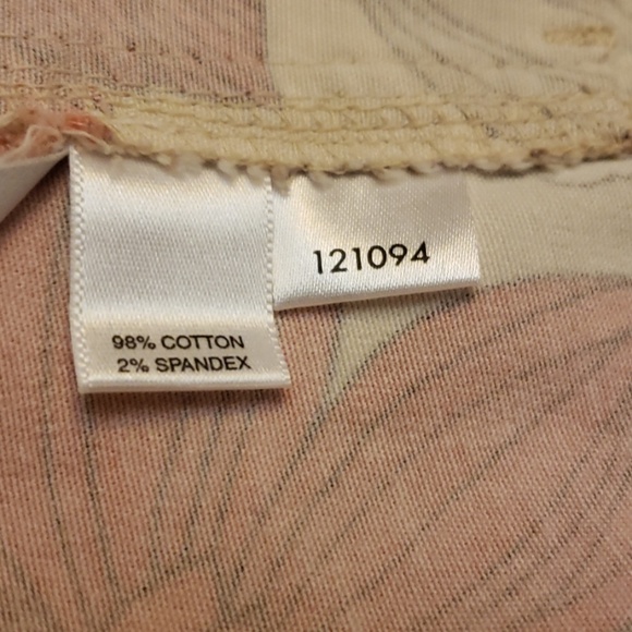 Ann Taylor LOFT Floral Pants Size 4 - Picture 8 of 8